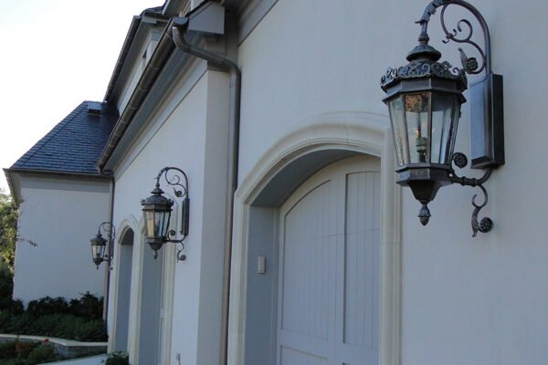 solara-custom-classic-steel-outdoor-lighting-porch-chianti