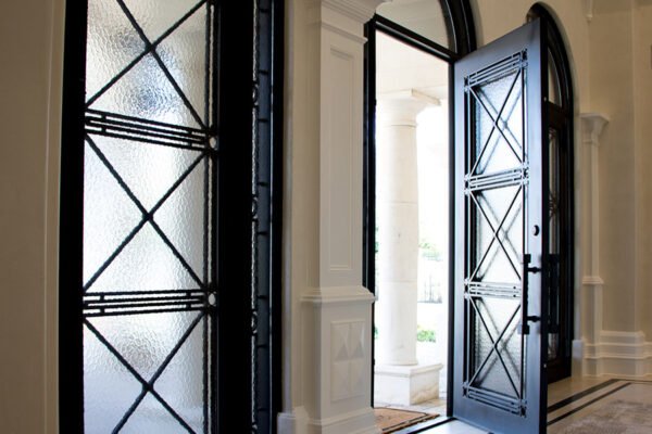 Deloache-Residence-classic-steel-outdoor-lighting-architectural-doors-railing-winnecellar-(39)
