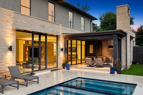 Tom-Diebel-Winston-Residence-Lufkin-TX-Harlequin-LP100-Door-3